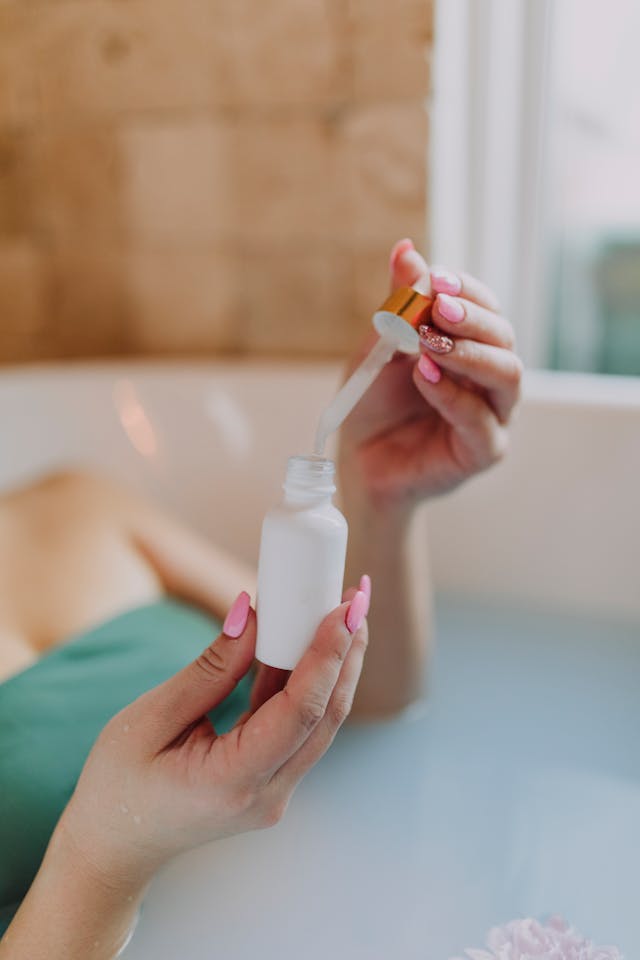 Squirting vs. Female Ejaculation: Understanding the Difference and Reclaiming the Conversation